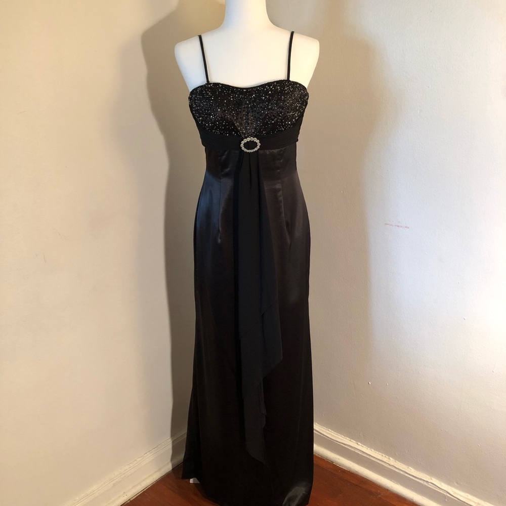 Demetrios size 8 gown.